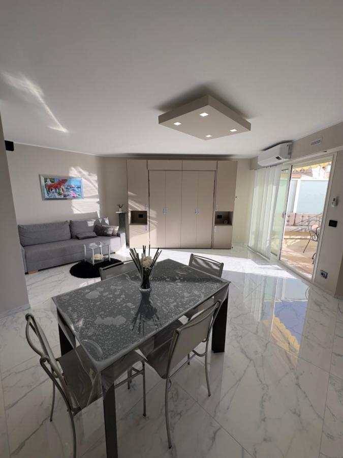 Exclusive Panoramic Sea View In Victoria Beach Menton Luaran gambar