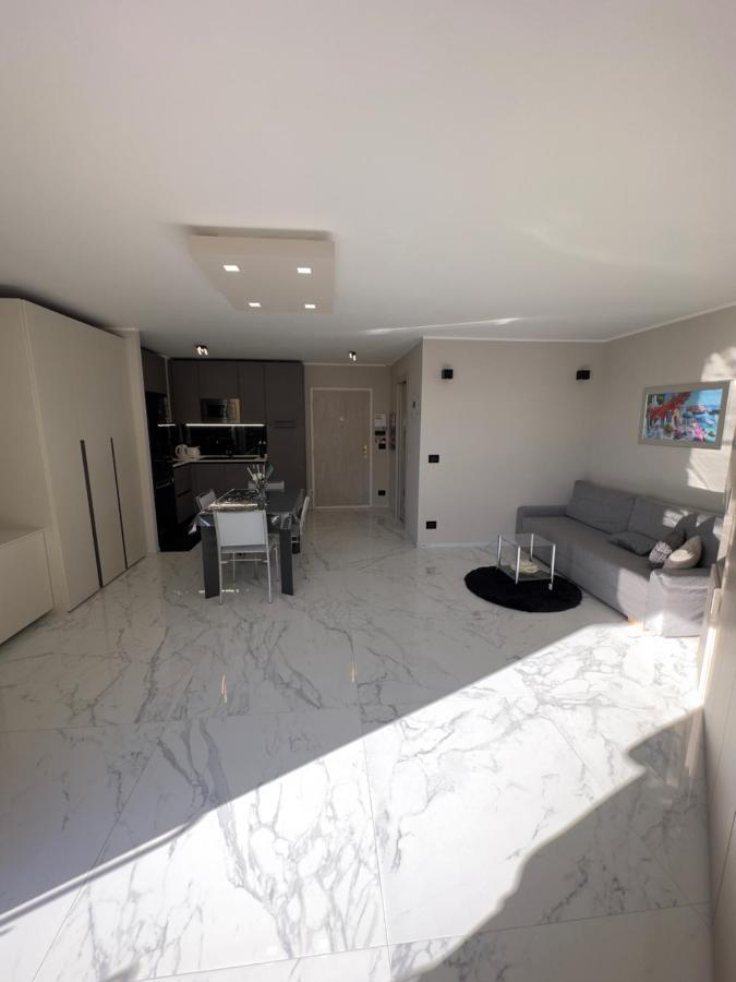 Exclusive Panoramic Sea View In Victoria Beach Menton Luaran gambar